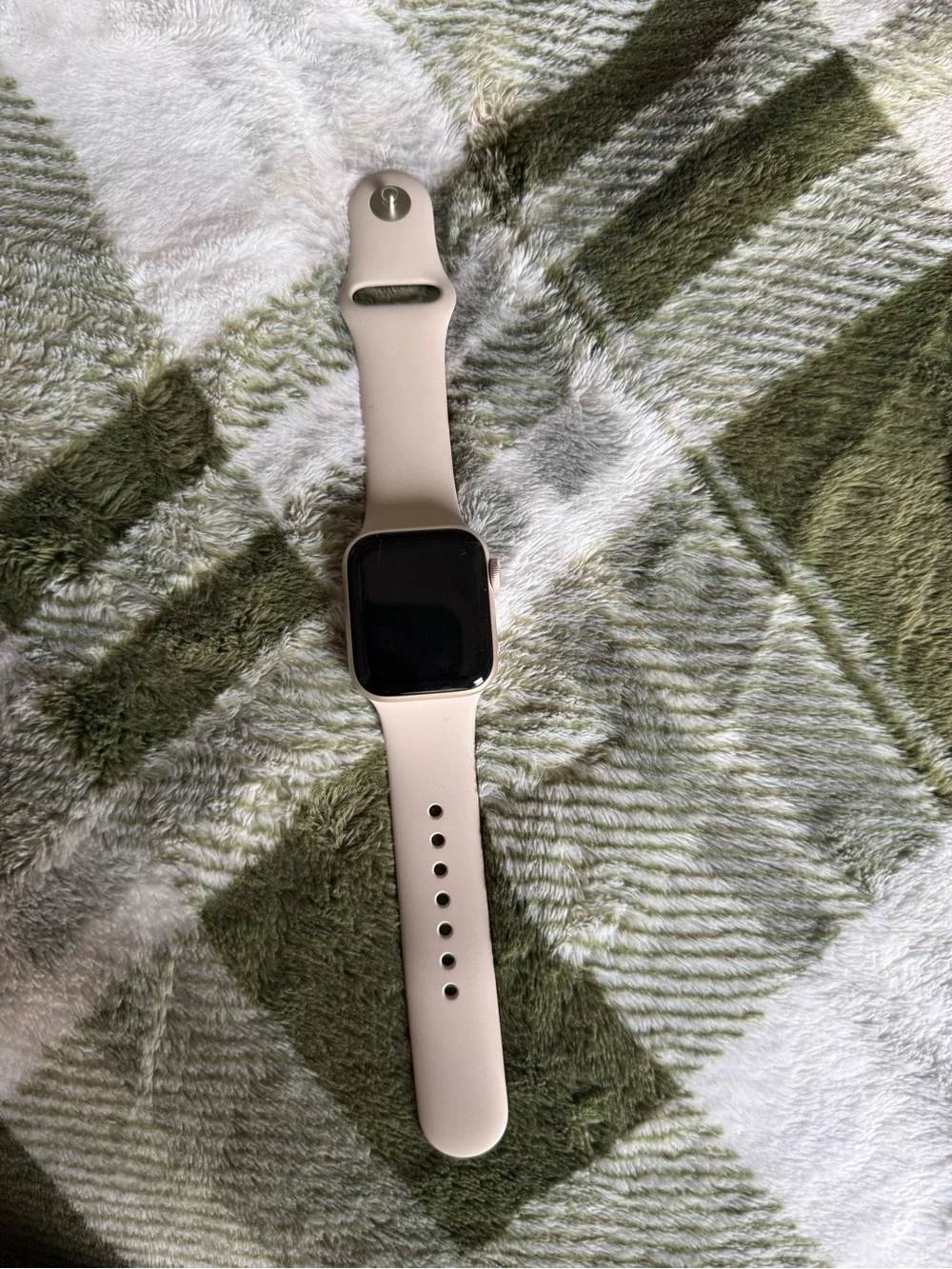 Apple Watch SE3 - Starlight with Starlight S/M Band (charging cord included)